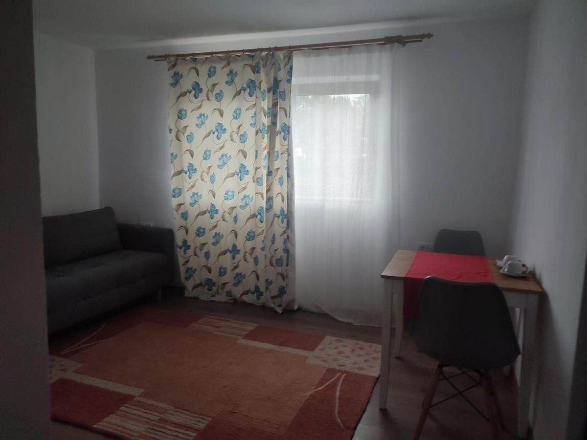 Dumbrava Minunata Pesteana Buitenkant foto